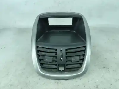 Автозапчасти б/у аэрационная решетка за PEUGEOT 207 (WA_, WC_) 1.6 HDi ссылки OEM IAM 9650068177  