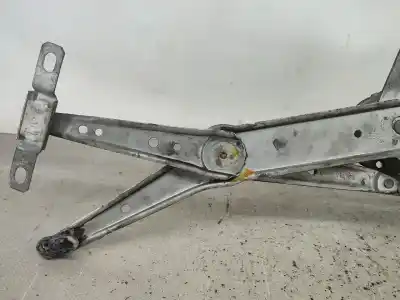 Second-hand car spare part driver left window regulator for opel corsa c 1.2 16v cat (z 12 xe / lw4) oem iam references 09113361  