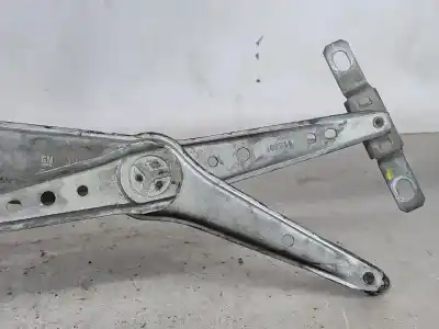 Second-hand car spare part driver left window regulator for opel corsa c 1.2 16v cat (z 12 xe / lw4) oem iam references 09113361  