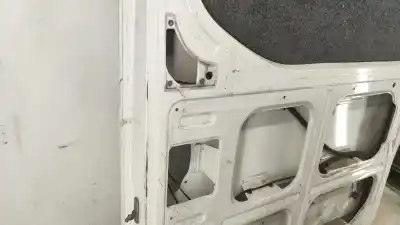 Second-hand car spare part right sliding side door for iveco daily vi furgón 33s14. 35s14. 35c14 oem iam references   