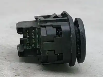 Автозапчасти б/у управление зеркалом за opel corsa c 1.2 16v cat (z 12 xe / lw4) ссылки oem iam 09226861  