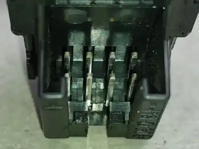 Автозапчасти б/у управление зеркалом за opel corsa c 1.2 16v cat (z 12 xe / lw4) ссылки oem iam 09226861  