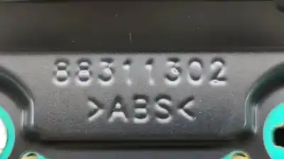 Автозапчастина б/у панель інструментів для opel corsa c (x01) 1.2 (f08, f68) посилання на oem iam 110008988009  