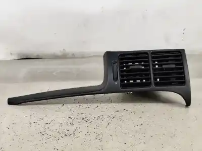 Pezzo di ricambio per auto di seconda mano Griglia Di Aerazione per OPEL VECTRA B HATCHBACK (38_) 1.7 TD (F68) Gasóleo 1996 5P Riferimenti OEM IAM 90463813  