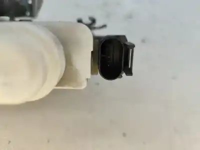 Автозапчасти б/у замок передней правой двери за audi a4 b5 (8d2) 1.9 tdi ссылки oem iam 8d1837016f  