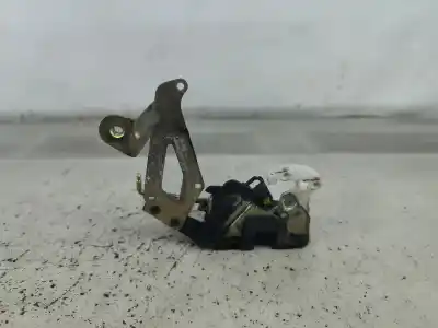 Peça sobressalente para automóvel em segunda mão fechadura da porta traseira direita por hyundai accent (lc) 1.3 cat referências oem iam 