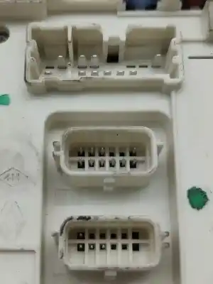 Автозапчастина б/у реле/запоперівник для renault kangoo express (fw0/1_) 1.5 dci 75 (fw07 fw10 fw04) посилання на oem iam 284b66645r  