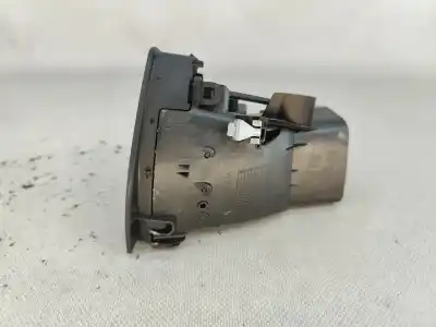 Автозапчастина б/у аераційна решіта для peugeot 308 sw ii (lc_, lj_, lr_, lx_, l4_) 1.6 hdi / bluehdi 115 (lcbhxm lcbhxt) посилання на oem iam 1304148xzd  