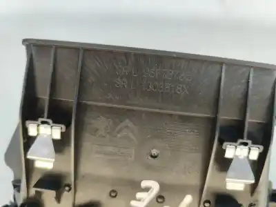 Автозапчасти б/у аэрационная решетка за peugeot 308 sw ii (lc_, lj_, lr_, lx_, l4_) 1.6 hdi / bluehdi 115 (lcbhxm lcbhxt) ссылки oem iam 1303818xzd  