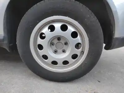 Pezzo di ricambio per auto di seconda mano set di cerchione in lega per audi a3 (8l1) 1.6 riferimenti oem iam 8l0601025e   Pezzo di ricambio per auto di seconda mano set di cerchione in lega per audi a3 (8l1) 1.6 riferimenti oem iam 8l0601025e