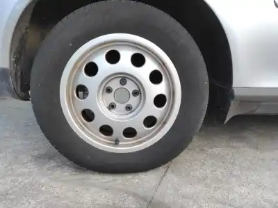 Pezzo di ricambio per auto di seconda mano set di cerchione in lega per audi a3 (8l1) 1.6 riferimenti oem iam 8l0601025e   Pezzo di ricambio per auto di seconda mano set di cerchione in lega per audi a3 (8l1) 1.6 riferimenti oem iam 8l0601025e
