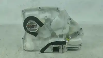 Peça sobressalente para automóvel em segunda mão fechadura da porta dianteira esquerda por suzuki swift iii (mz, ez) 1.3 ddis (rs 413d) referências oem iam 8220262j30  