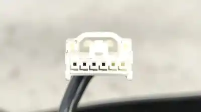 Peça sobressalente para automóvel em segunda mão volante por mazda 2 (dy) 1.2 referências oem iam   