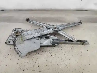 Pièce détachée automobile d'occasion léve glace avant gauche pour renault twingo i (c06_) 1.2 (c063 c064) références oem iam 7700830596  