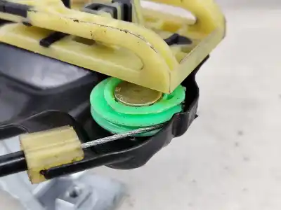 Peça sobressalente para automóvel em segunda mão elevador de vidros dianteiro direito por ford focus iii 1.6 tdci referências oem iam a65063110  