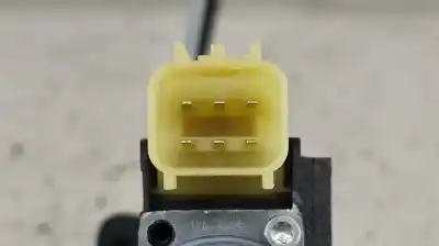 Second-hand car spare part passenger side right window regulator for jaguar i-pace (x590) ev400 awd oem iam references 013082273  