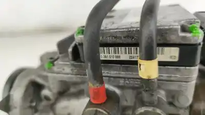 Автозапчастина б/у насос инжекційний для ford focus i (daw, dbw) 124 l/470 gasóleo 2001 3p посилання на oem iam 0281010888  