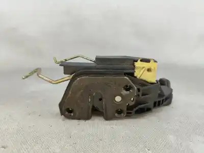 Автозапчастина б/у замок передній праві двері для HYUNDAI MATRIX (FC) 1.6 Посилання на OEM IAM   