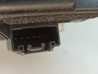 Автозапчасти б/у замок передней правой двери за mazda 2 (dy) 1.2 ссылки oem iam p3m71a219a64dj  