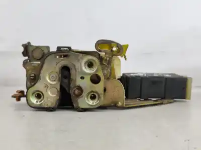 Tweedehands auto-onderdeel Deurslot Rechts Voor voor OPEL CORSA B (S93) 1.2 i (F08 F68 M68) OEM IAM-referenties 505328  