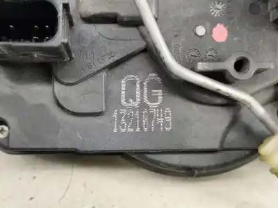 Pezzo di ricambio per auto di seconda mano serratura porta anteriore destra per opel astra h gtc (a04) 1.7 cdti (l08) riferimenti oem iam 13210749  