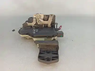 Автозапчастина б/у замок передніх дверей лівий для volkswagen passat variant (3b5) 1.9 tdi посилання на oem iam 3b1817015a  