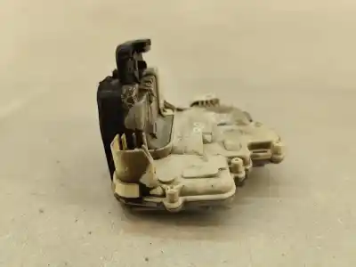 Second-hand car spare part left front door lock for audi a6 avant (4f5) 2.7 tdi oem iam references 4f1837015   Second-hand car spare part left front door lock for audi a6 avant (4f5) 2.7 tdi oem iam references 4f1837015