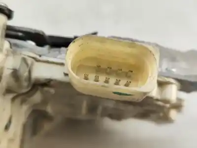 Second-hand car spare part left front door lock for audi a6 avant (4f5) 2.7 tdi oem iam references 4f1837015   Second-hand car spare part left front door lock for audi a6 avant (4f5) 2.7 tdi oem iam references 4f1837015