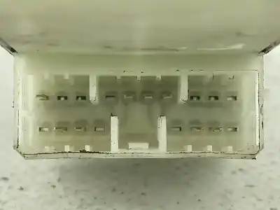 Автозапчастина б/у передні вікний вмикач для suzuki swift iii (mz, ez) 1.3 ddis (rs 413d) посилання на oem iam    Автозапчастина б/у передні вікний вмикач для suzuki swift iii (mz, ez) 1.3 ddis (rs 413d) посилання на oem iam