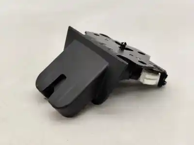 Second-hand car spare part trunk lock for audi a4 b7 avant (8ed) 2.0 tdi 16v oem iam references 8p4827505d   Second-hand car spare part trunk lock for audi a4 b7 avant (8ed) 2.0 tdi 16v oem iam references 8p4827505d