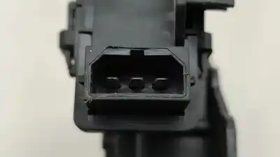 Second-hand car spare part trunk lock for audi a4 b7 avant (8ed) 2.0 tdi 16v oem iam references 8p4827505d   Second-hand car spare part trunk lock for audi a4 b7 avant (8ed) 2.0 tdi 16v oem iam references 8p4827505d