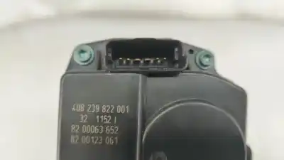 Pièce détachée automobile d'occasion boitier de papillon pour renault scénic ii (jm0/1_) 1.4 (jm0b jm0h jm1a) références oem iam 8200063652  