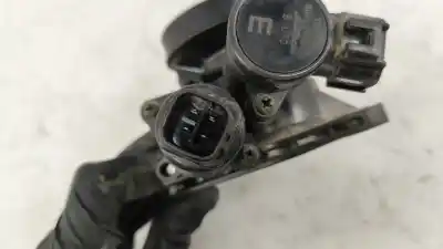 Peça sobressalente para automóvel em segunda mão borboleta de admissão por peugeot 107 1.0 cat (384f) referências oem iam   