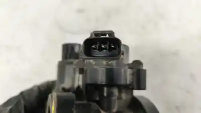 Peça sobressalente para automóvel em segunda mão borboleta de admissão por peugeot 107 1.0 cat (384f) referências oem iam   