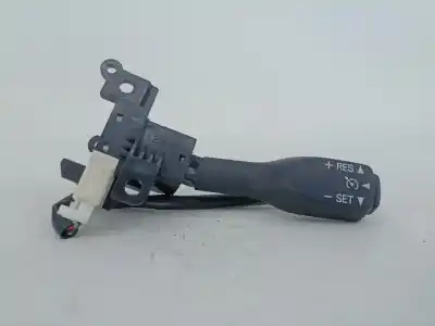 Автозапчастина б/у  для TOYOTA AURIS HATCHBACK (_E15_)  Посилання на OEM IAM 18A174  