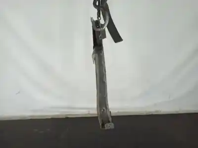 Second-hand car spare part front subframe for renault clio iii (br0/1, cr0/1) 1.2 16v (br02 br0j br11 cr02 cr0j cr11) oem iam references   