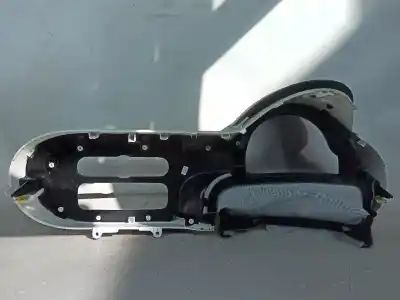 Pièce détachée automobile d'occasion boîtier / cadre du combiné d'instruments pour renault twingo iii (bcm_) 1.0 sce 70 références oem iam 682483347r  