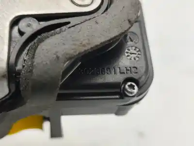 Автозапчастина б/у замок дверей заднього лівого для opel zafira tourer c (p12) 2.0 cdti (75) посилання на oem iam 3023881  