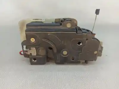 Автозапчастина б/у замок дверей заднього лівого для volkswagen passat variant (3b5) 1.9 tdi посилання на oem iam 