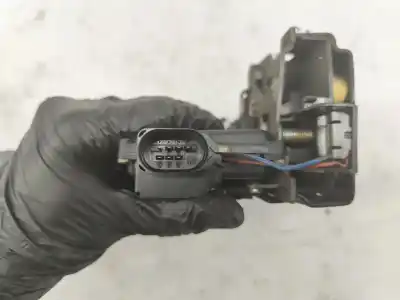 Автозапчасти б/у замок задней левой двери за audi a2 (8z0) 1.4 tdi ссылки oem iam 8z0839015a  