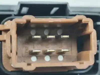 Автозапчастина б/у увага для renault clio ii (bb0/1/2_, cb0/1/2_) 1.2 16v (bb05. bb0w. bb11. bb27. bb2t. bb2u. bb2v. cb05.... gasolina 2002 5p посилання на oem iam 4 pinos  