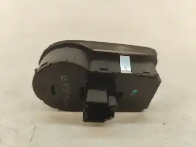 Second-hand car spare part headlights switch for opel corsa e (x15) 1.4 (08 68) oem iam references 13470445  
