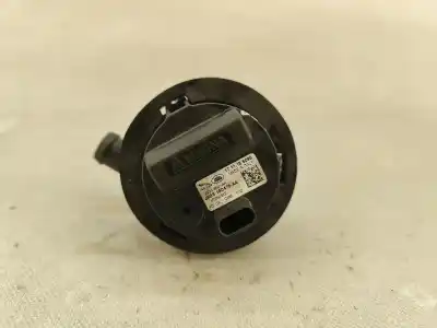 Автозапчастина б/у водяна бомба для jaguar i-pace (x590) ev400 awd посилання на oem iam j9d318d474aa  