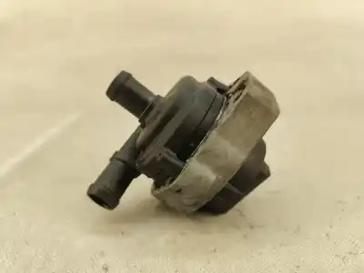 Автозапчастина б/у водяна бомба для jaguar i-pace (x590) ev400 awd посилання на oem iam j9d318d475aa  