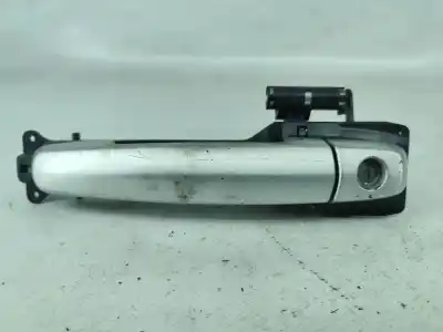 Автозапчастина б/у ліва передня зовнішня ручка для SUZUKI SWIFT III (MZ, EZ) 1.3 DDiS (RS 413D) Посилання на OEM IAM   