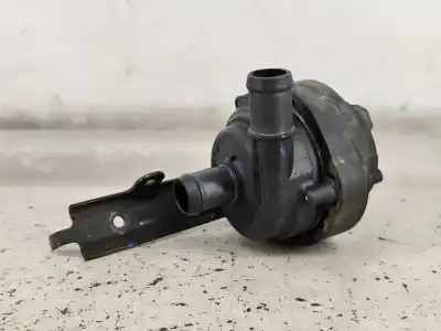 Автозапчастина б/у водяна бомба для jaguar i-pace (x590) ev400 awd посилання на oem iam j9d318d473aa  