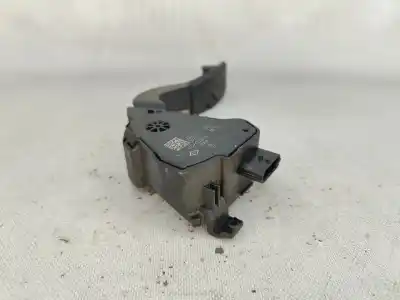 Second-hand car spare part accelerator pedal for dacia logan iii 1.0 tce 90 oem iam references 180100912r  