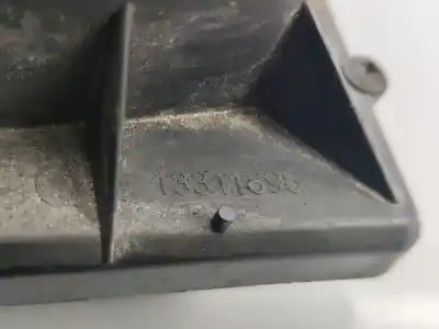 Автозапчастина б/у опора повітряного фільтра для opel zafira tourer c (p12) 2.0 cdti (75) посилання на oem iam 13311896  