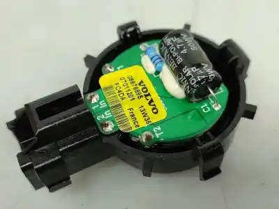 Second-hand car spare part speaker for volvo v40 hatchback (525) d2 oem iam references 08676895  