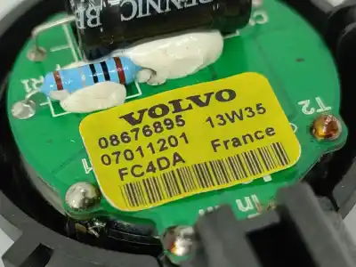 Second-hand car spare part speaker for volvo v40 hatchback (525) d2 oem iam references 08676895  